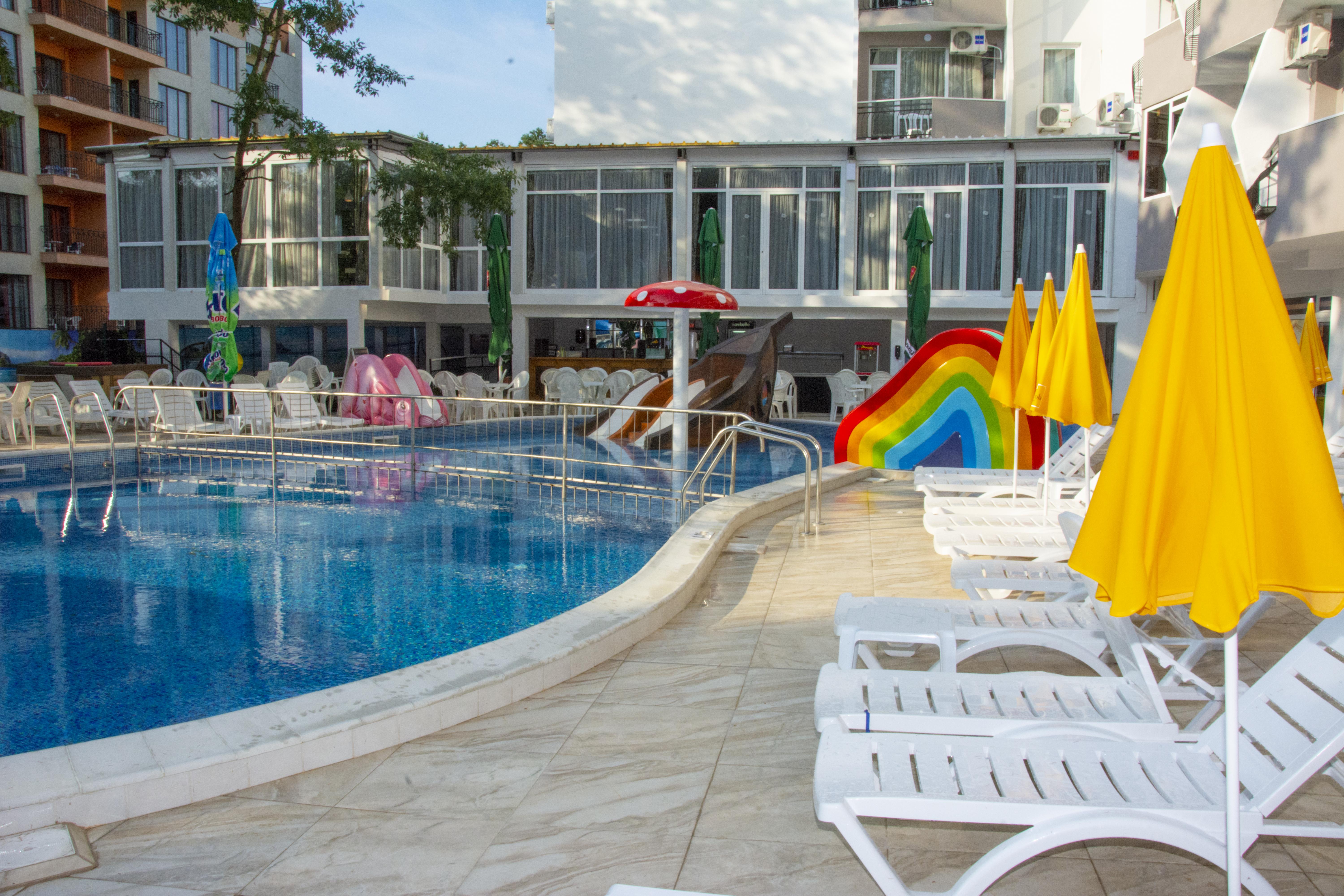 Prestige Deluxe Hotel Aquapark Club Golden Sands Exteriör bild